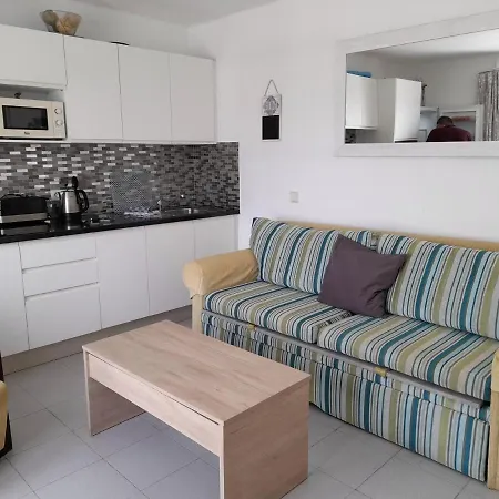 Fabulous 1-bed In Puerto Del Carmen *