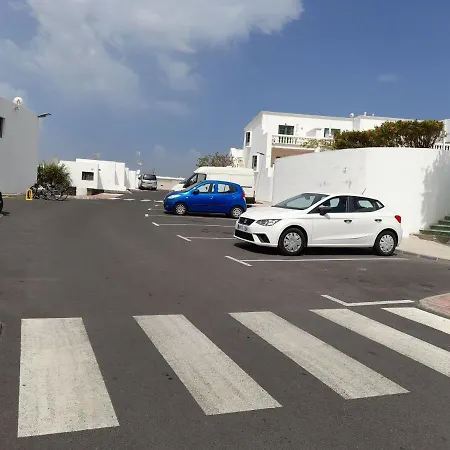 Fabulous 1-bed In Puerto Del Carmen *