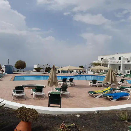 Fabulous 1-bed In Puerto Del Carmen Apartment *