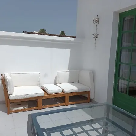 Fabulous 1-bed In Puerto Del Carmen Apartment Puerto del Carmen (Lanzarote)